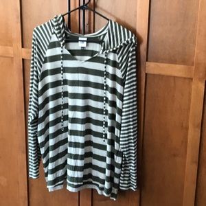 Long sleeve top with hood